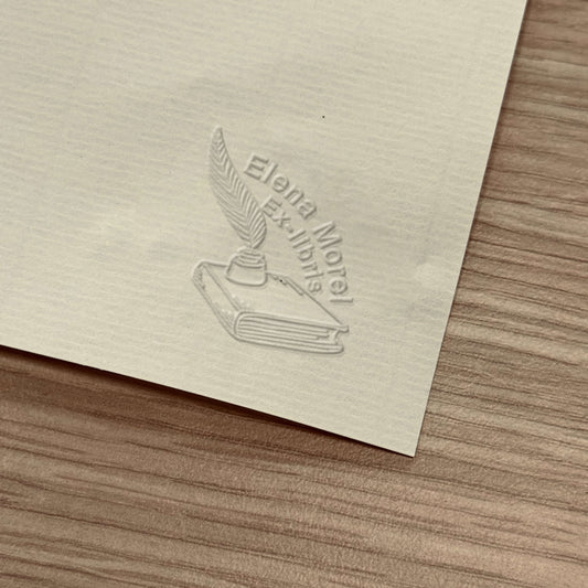 Ex-libris plume et livre