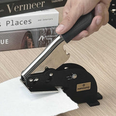 Grande presse à gaufrer