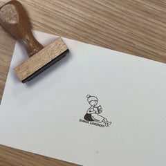 Tampon Ex-libris lectrice sur pouf